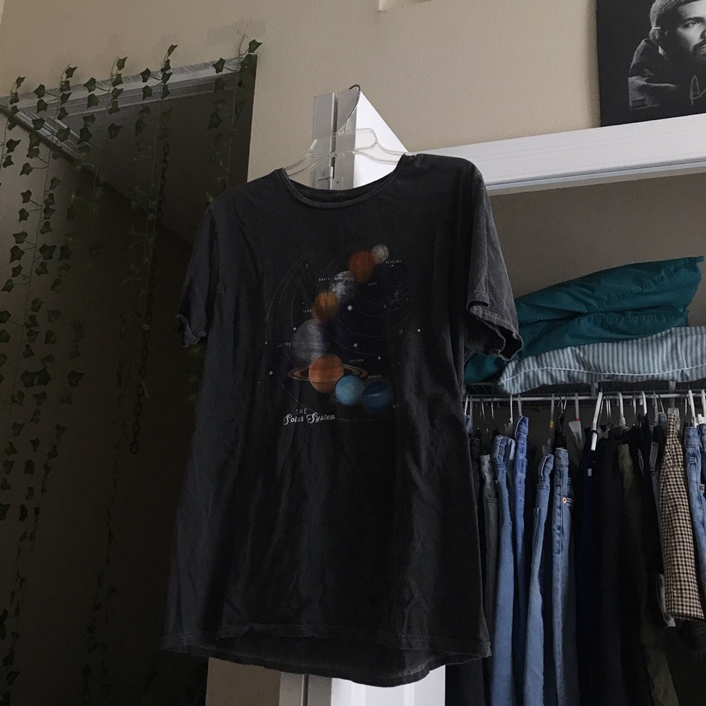 urban outfitters space tee